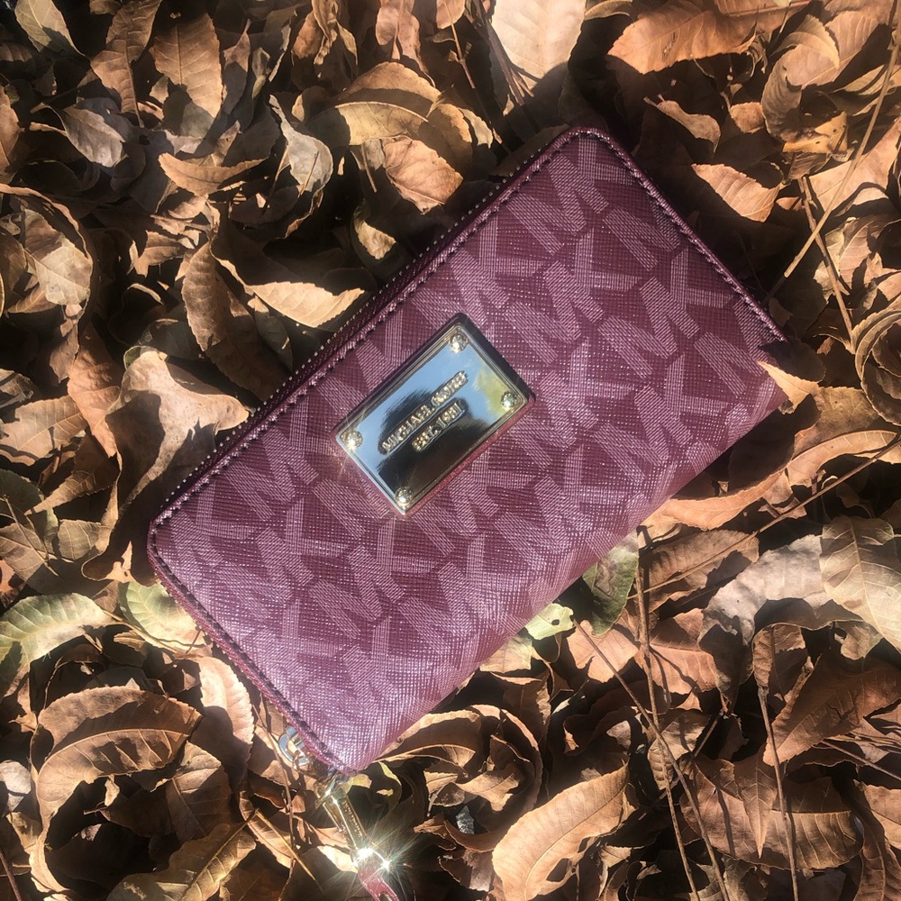 Micheal Kors Wallet